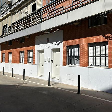 Loft Tejares De Triana Apartman Sevilla Kültér fotó